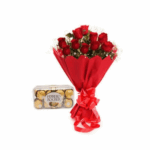 Déclaration Sucrée Bouquet de roses rouges avec chocolats Ferrero Rocher - Fleuriste Marrakech
