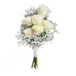 Bouquet Perles d’Amour avec roses blanches et gypsophile, élégant et raffiné