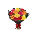 Bouquet de roses multicolores avec emballage noir et ruban rouge – Arc-en-Fleurs