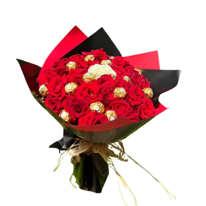 Bouquet L’Or du Cœur composé de roses rouges, de Ferrero Rocher et de roses blanches au centre – Fleuriste Marrakech